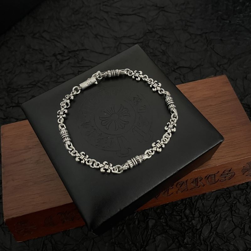 Ch**me He**ts bracelets